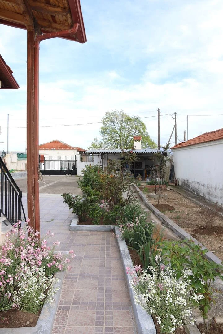 The enclosed courtyard